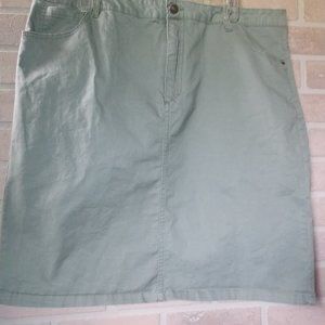 Laura Scott Women's 16W Sage Green Coastal Cargo Skirt With Pockets